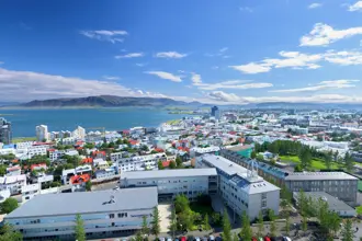 Reykjavík og Esja